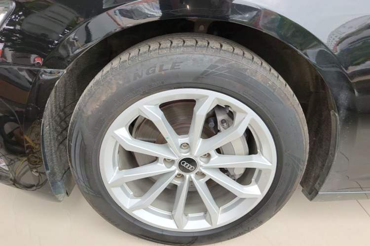 Used Audi A6L 2023 40 TFSI Luxury Prestige Edition Left Front Wheel Hub