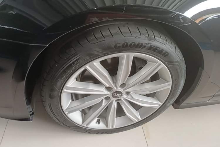Used Audi A6L 2023 45 TFSI Prestige Dynamic Edition Left Front Wheel Hub