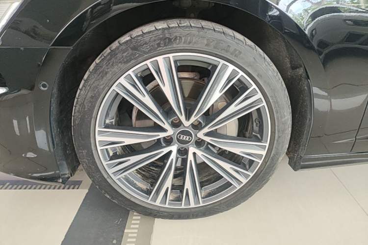 Used Audi A6L 2023 45 TFSI Prestige Dynamic Edition Left Front Wheel Hub