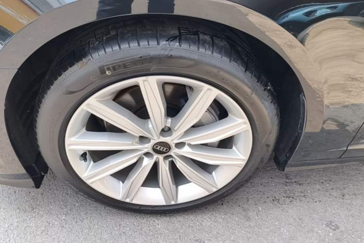 Used Audi A6L 2023 Revised 45 TFSI Prestige Dynamic Edition Left Front Wheel Hub