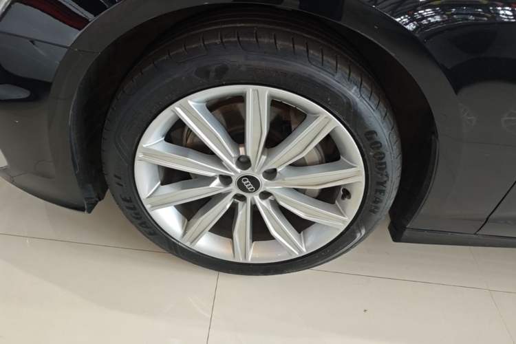 Used Audi A6L 2023 Revised 45 TFSI Prestige Dynamic Edition Left Front Wheel Hub