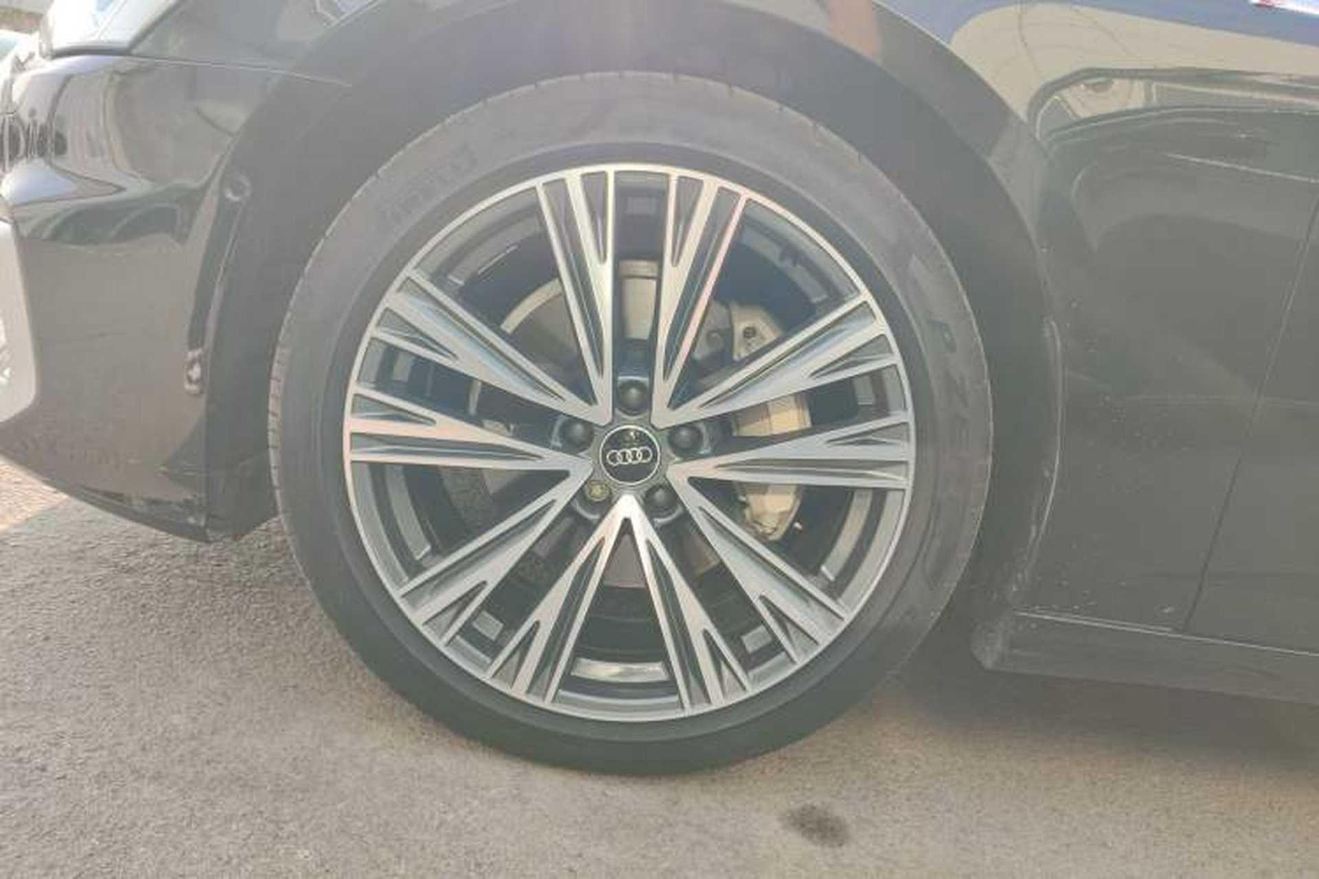 Used Audi A6L 2023 Revised Edition 45 TFSI quattro Prestige Dynamic Version Left Front Wheel Hub