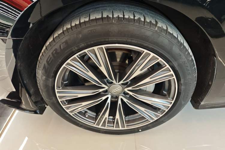 Used Audi A6L 2023 45 TFSI Prestige Dynamic Edition Left Front Wheel Hub