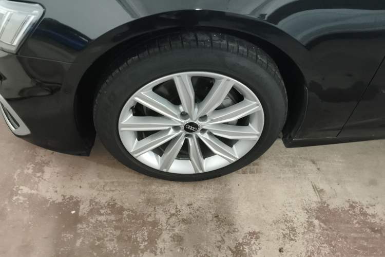 Used Audi A6L 2023 Revised 45 TFSI Prestige Dynamic Edition Left Front Wheel Hub