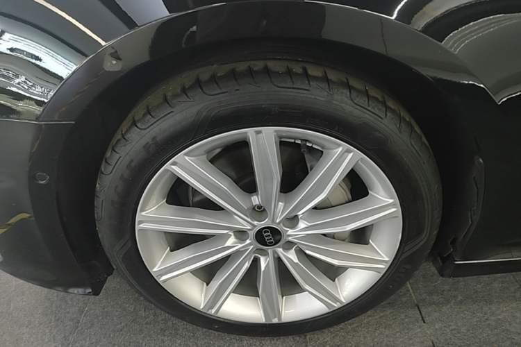 Used Audi A6L 2023 Revised 45 TFSI Prestige Dynamic Edition Left Front Wheel Hub