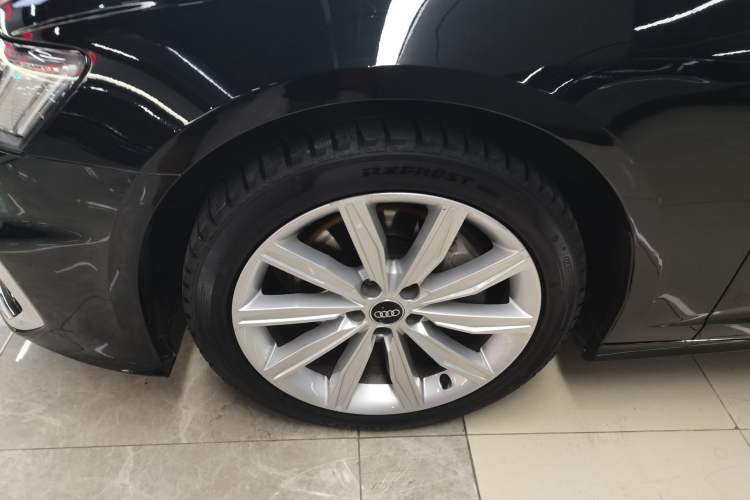 Used Audi A6L 2023 45 TFSI Prestige Dynamic Edition Left Front Wheel Hub
