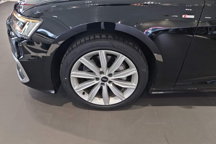 Used Audi A6L 2023 45 TFSI Prestige Dynamic Edition Left Front Wheel Hub