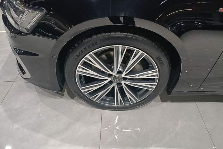 Used Audi A6L 2023 Revised 45 TFSI Prestige Dynamic Edition Left Front Wheel Hub
