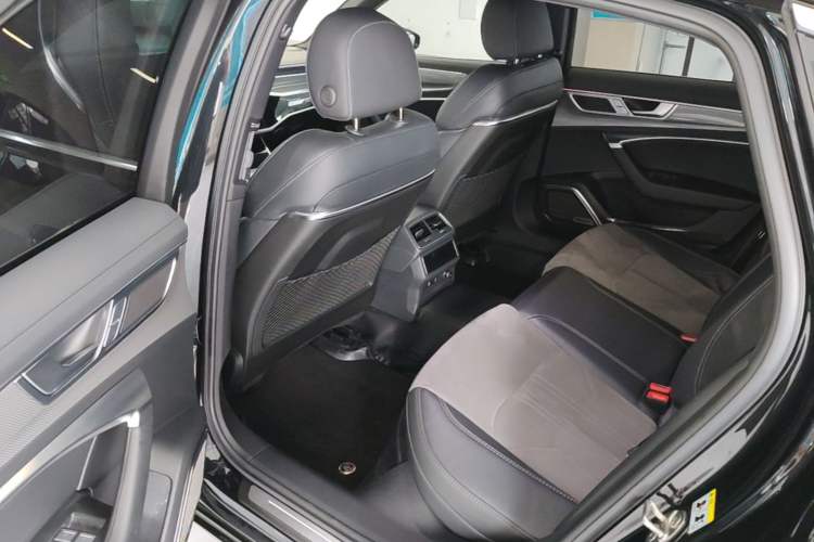 Used Audi A6L 2023 45 TFSI Prestige Dynamic Edition Left Rear Seat