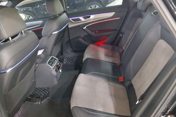 Used Audi A6L 2023 Revised 45 TFSI Prestige Dynamic Edition Left Rear Seat