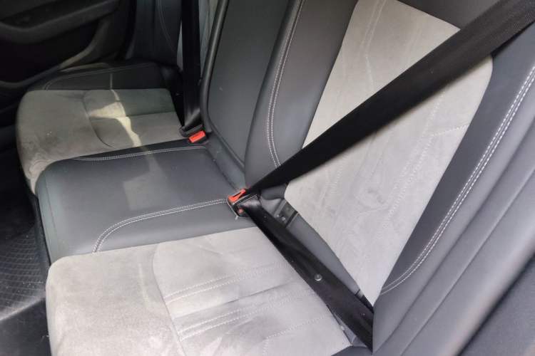 Used Audi A6L 2023 Revised 40 TFSI Luxury Dynamic Edition Left Rear Seat