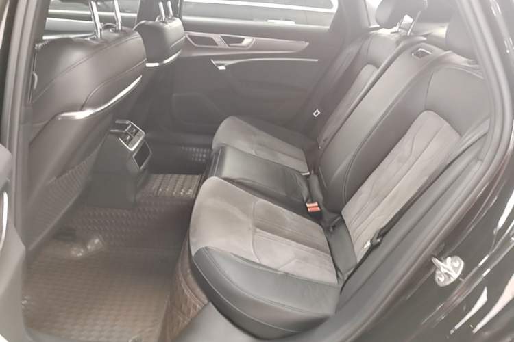 Used Audi A6L 2023 Revised 45 TFSI Prestige Dynamic Edition Left Rear Seat