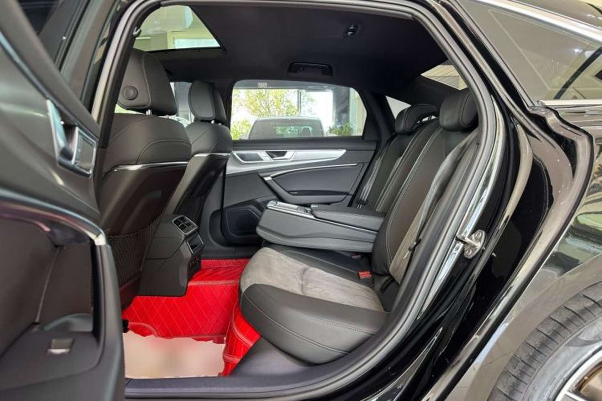 Used Audi A6L 2023 40 TFSI Luxury Dynamic Model Left Rear Seat