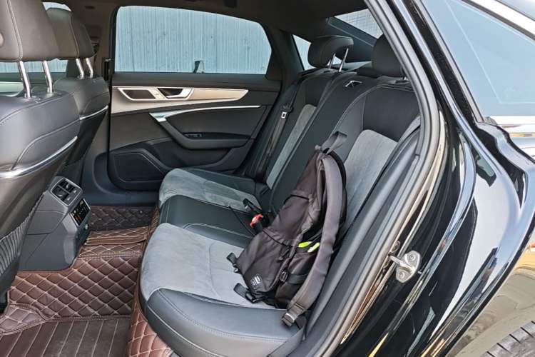 Used Audi A6L 2023 45 TFSI Prestige Dynamic Edition Left Rear Seat