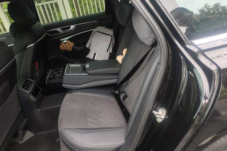 Used Audi A6L 2023 55 TFSI quattro Prestige Dynamic Edition Left Rear Seat