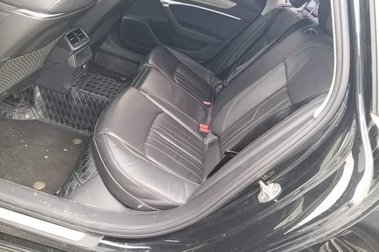 Used Audi A6L 2023 Revised 40 TFSI Luxury Prestige Edition Left Rear Seat