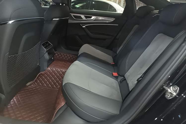 Used Audi A6L 2023 40 TFSI Luxury Dynamic Model Left Rear Seat