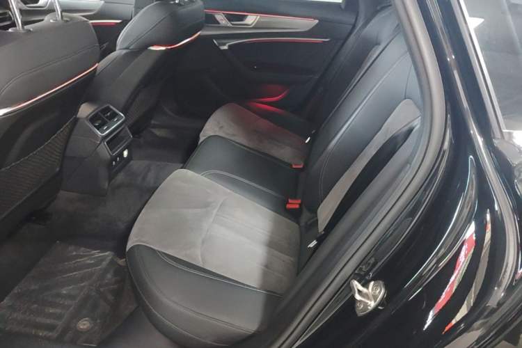 Used Audi A6L 2023 Revised 40 TFSI Luxury Dynamic Edition Left Rear Seat