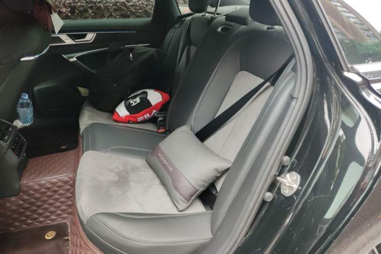 Used Audi A6L 2023 Revised Edition 45 TFSI quattro Prestige Dynamic Version Left Rear Seat