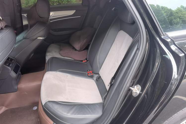 Used Audi A6L 2023 Revised 45 TFSI Prestige Dynamic Edition Left Rear Seat