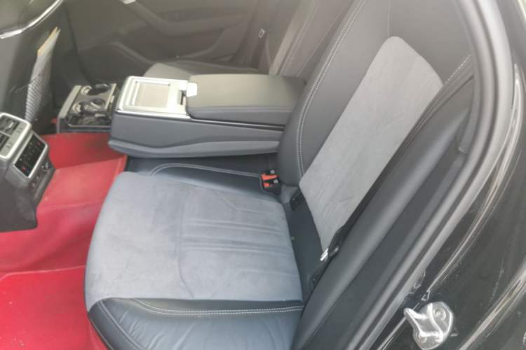 Used Audi A6L 2023 Revised 45 TFSI Prestige Dynamic Edition Left Rear Seat