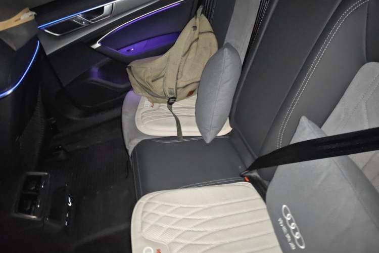 Used Audi A6L 2023 40 TFSI Luxury Dynamic Model Left Rear Seat