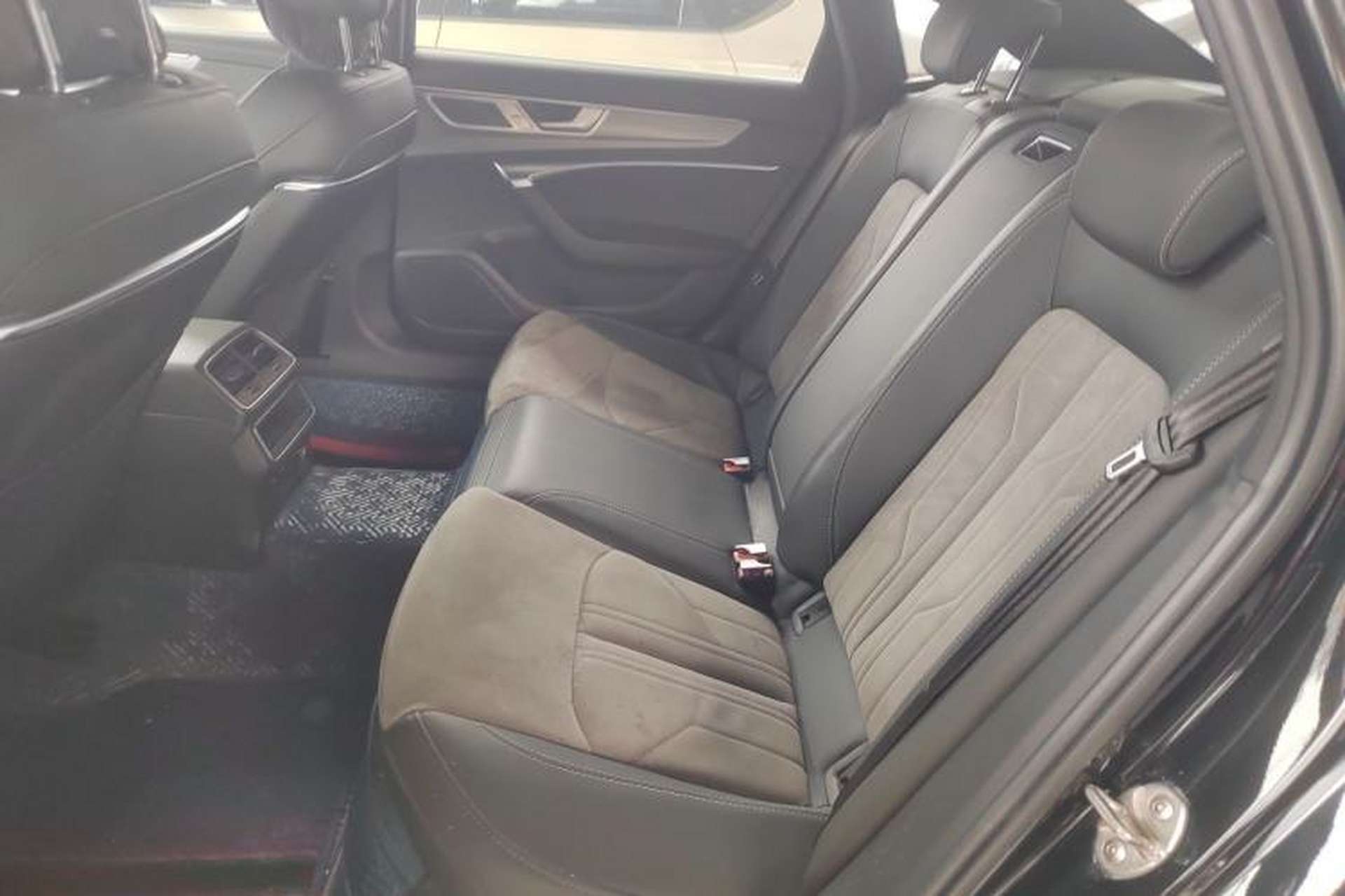 Used Audi A6L 2023 40 TFSI Luxury Dynamic Model Left Rear Seat