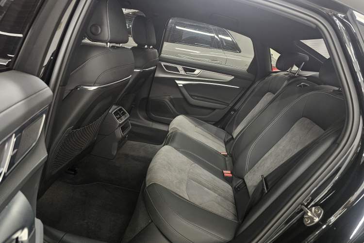 Used Audi A6L 2023 40 TFSI Luxury Dynamic Model Left Rear Seat