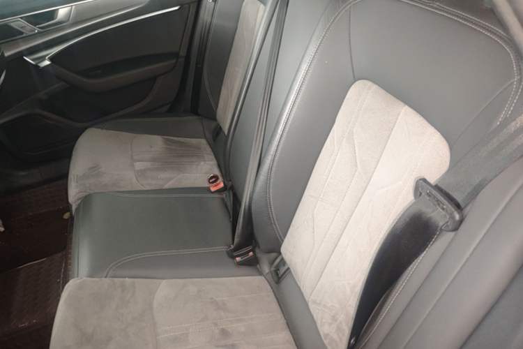 Used Audi A6L 2023 Revised 40 TFSI Luxury Dynamic Edition Left Rear Seat