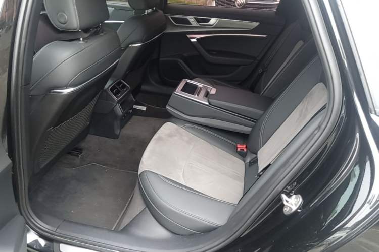 Used Audi A6L 2023 Revised 40 TFSI Luxury Dynamic Edition Left Rear Seat