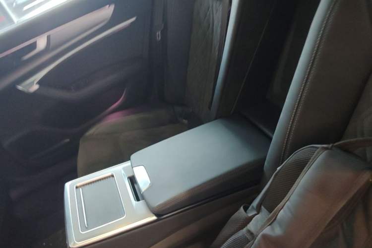 Used Audi A6L 2023 55 TFSI quattro Prestige Dynamic Edition Left Rear Seat