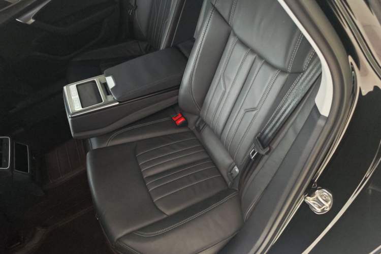 Used Audi A6L 2023 45 TFSI Prestige Dynamic Edition Left Rear Seat