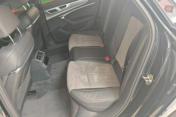 Used Audi A6L 2023 Revised 45 TFSI Prestige Dynamic Edition Left Rear Seat