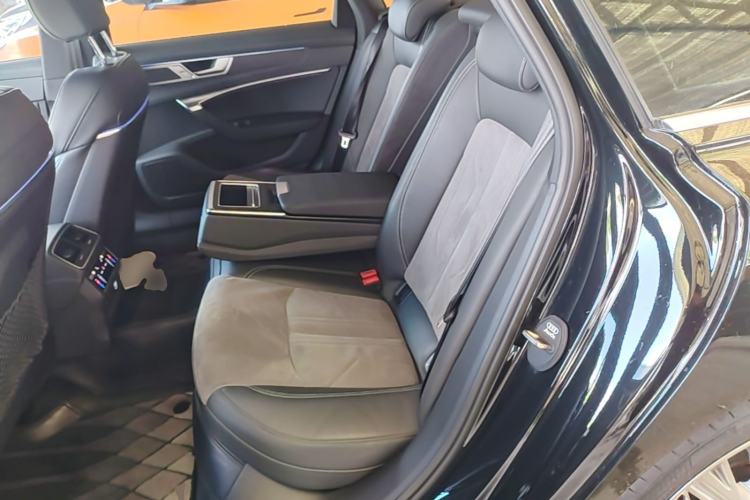 Used Audi A6L 2023 Revised Edition 45 TFSI quattro Prestige Dynamic Version Left Rear Seat
