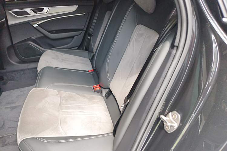 Used Audi A6L 2023 Revised 40 TFSI Luxury Dynamic Edition Left Rear Seat