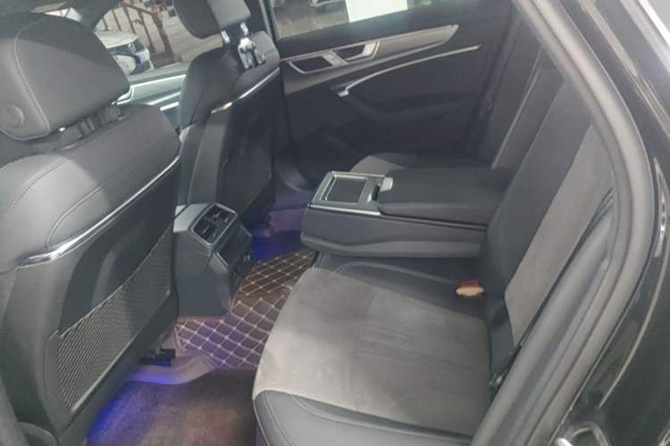 Used Audi A6L 2023 Revised 40 TFSI Luxury Dynamic Edition Left Rear Seat
