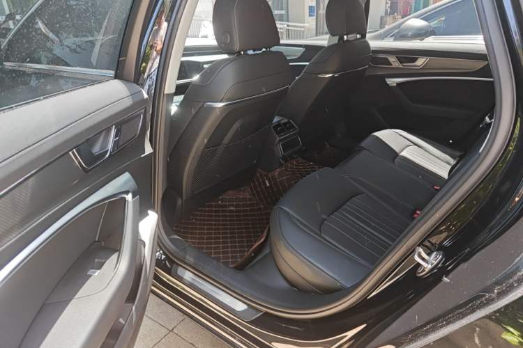 Used Audi A6L 2023 Revised 40 TFSI Luxury Prestige Edition Left Rear Seat