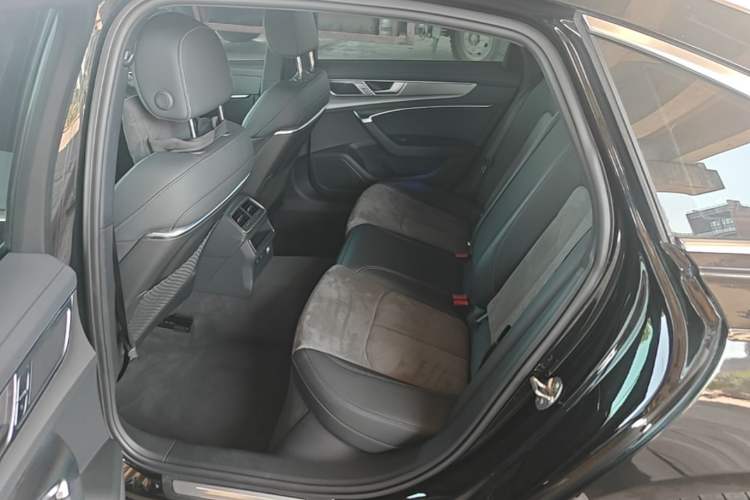 Used Audi A6L 2023 Revised 40 TFSI Luxury Dynamic Edition Left Rear Seat
