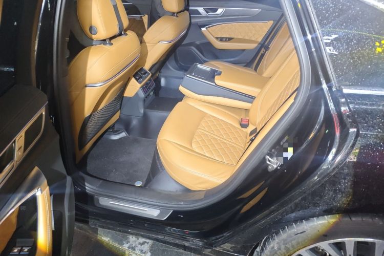 Used Audi A6L 2023 Revised Edition 45 TFSI quattro Prestige Dynamic Version Left Rear Seat