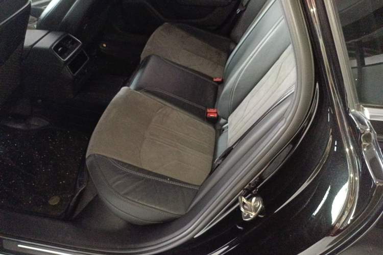 Used Audi A6L 2023 45 TFSI Prestige Dynamic Edition Left Rear Seat