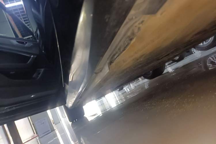 Used Audi A6L 2023 45 TFSI Prestige Elegant Edition Left Side Sill