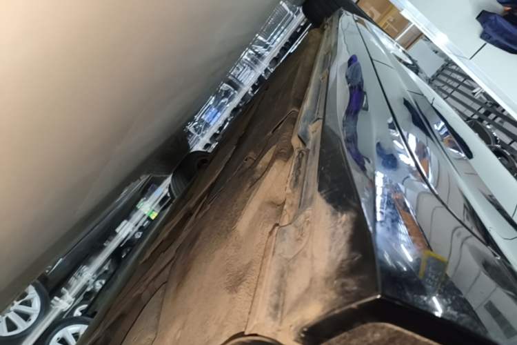 Used Audi A6L 2023 Revised 45 TFSI Prestige Elegant Edition Left Side Sill