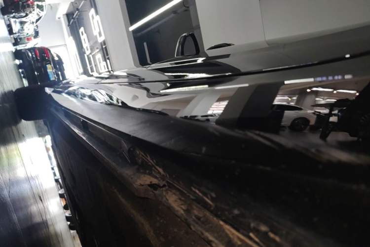 Used Audi A6L 2023 Revised 45 TFSI Prestige Dynamic Edition Left Side Sill