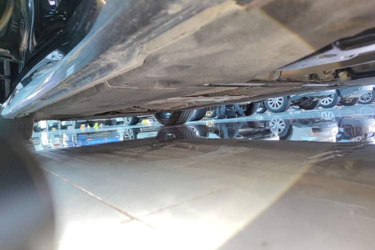 Used Audi A6L 2023 40 TFSI Luxury Dynamic Model Left Side Sill