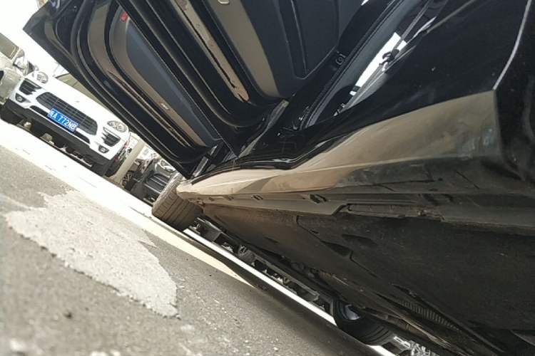 Used Audi A6L 2023 45 TFSI quattro Prestige Dynamic Edition Left Side Sill