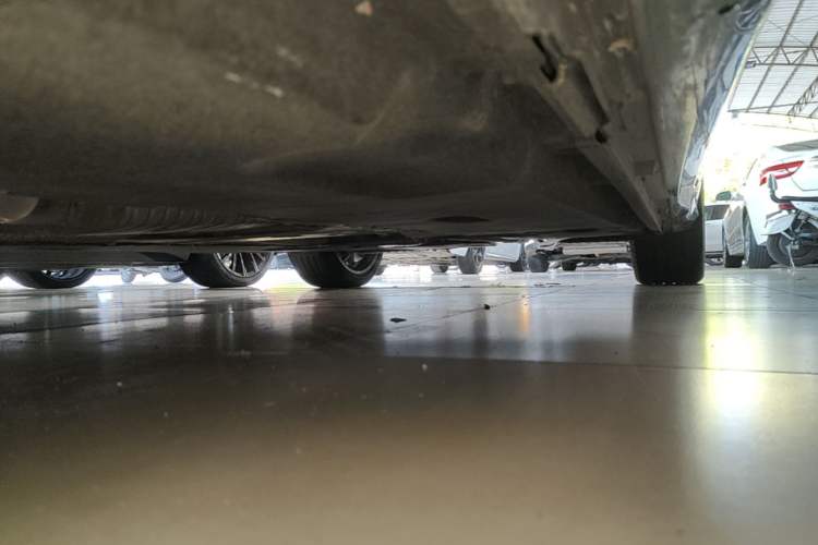 Used Audi A6L 2023 Revised 45 TFSI Prestige Dynamic Edition Left Side Sill