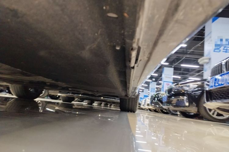 Used Audi A6L 2023 40 TFSI Luxury Dynamic Model Left Side Sill