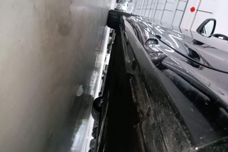 Used Audi A6L 2023 Revised 45 TFSI Prestige Dynamic Edition Left Side Sill