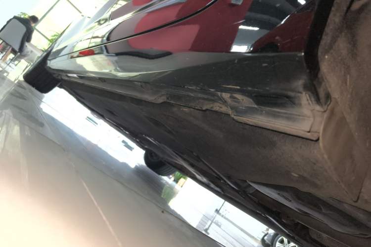 Used Audi A6L 2023 Revised 45 TFSI Prestige Elegant Edition Left Side Sill