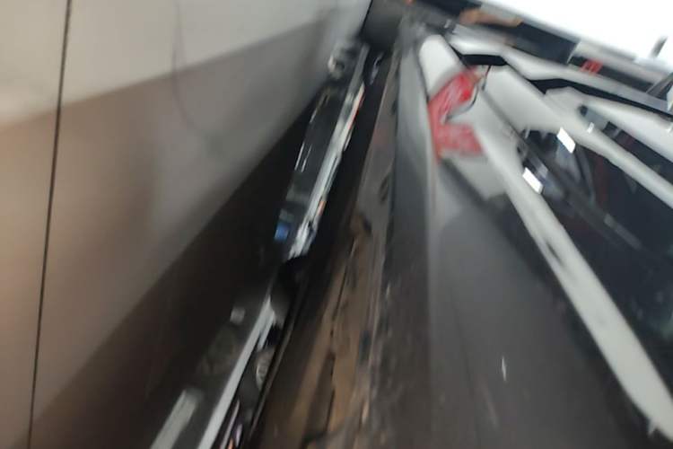 Used Audi A6L 2023 Revised 45 TFSI Prestige Dynamic Edition Left Side Sill